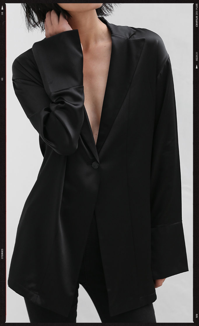 SILK NOIR BLAZER